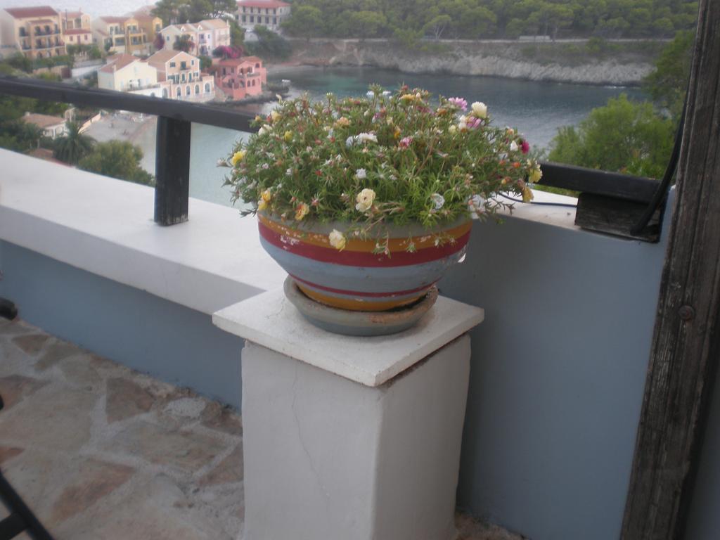 Assos Caldera Apartment Asos ภายนอก รูปภาพ